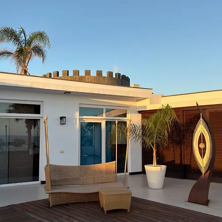 Claus Daire Puerto Calero